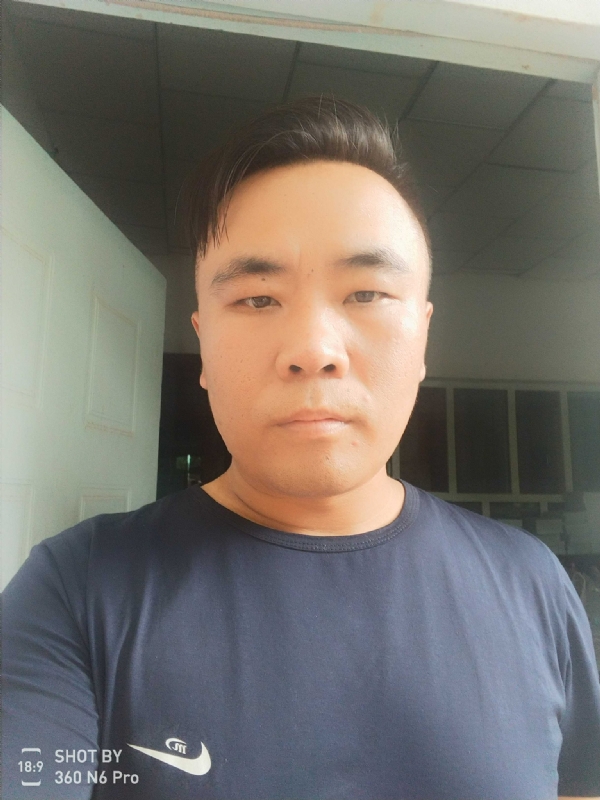 云的第二张照片--新疆蓝颜知己交友网