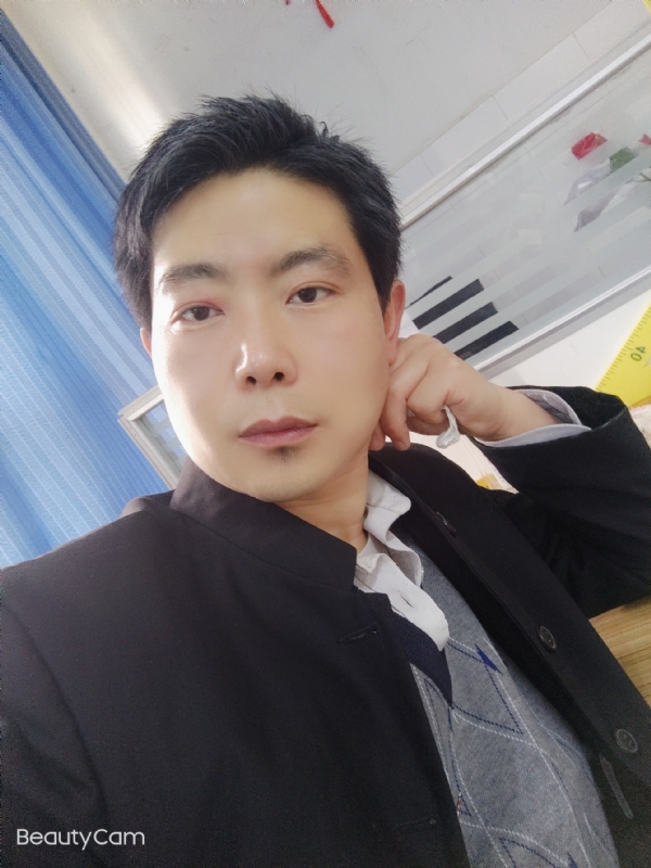 铜豌豆的第一张照片--新疆蓝颜知己交友网